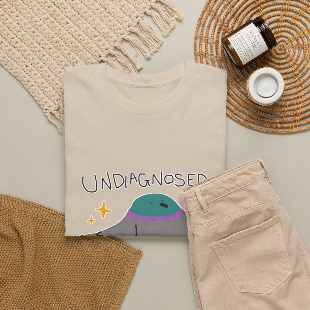T-Shirt with Pigeon 'Undiagnosed' Graphic