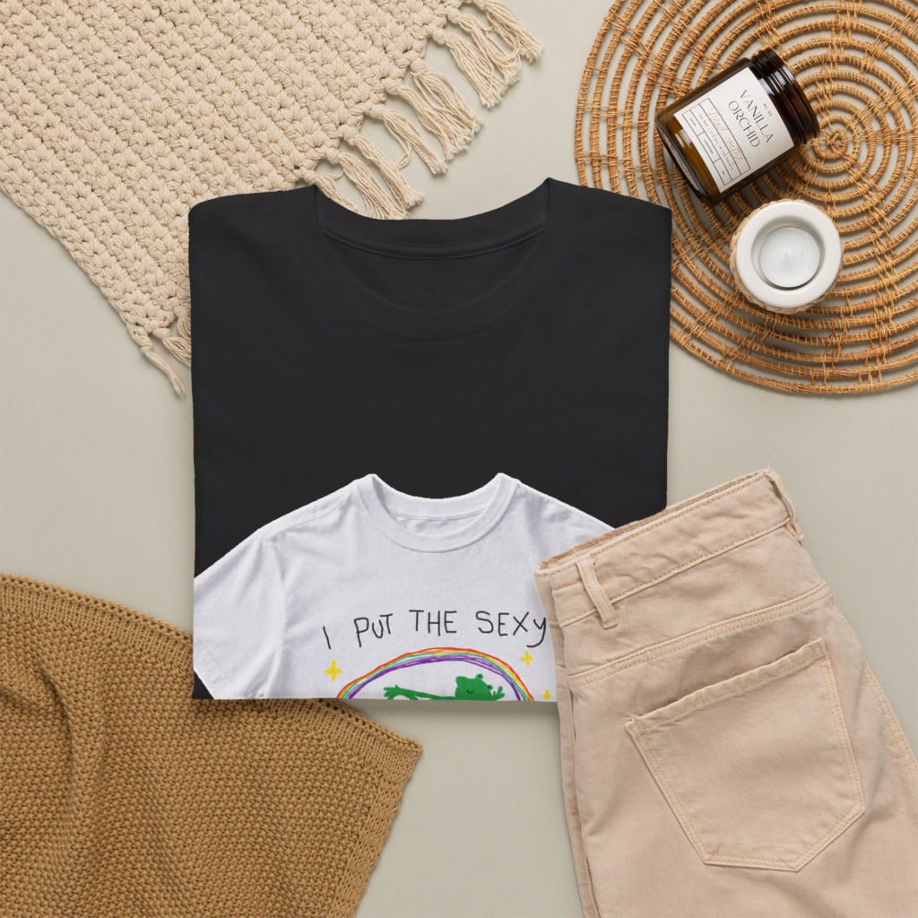 White 'I Put The Sexy In Dyslexia' Frog T-Shirt