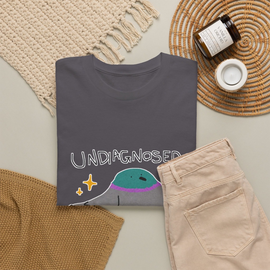 T-Shirt with Pigeon 'Undiagnosed' Graphic