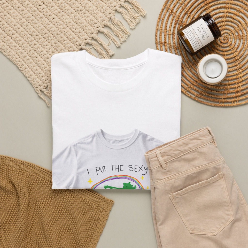 White 'I Put The Sexy In Dyslexia' Frog T-Shirt