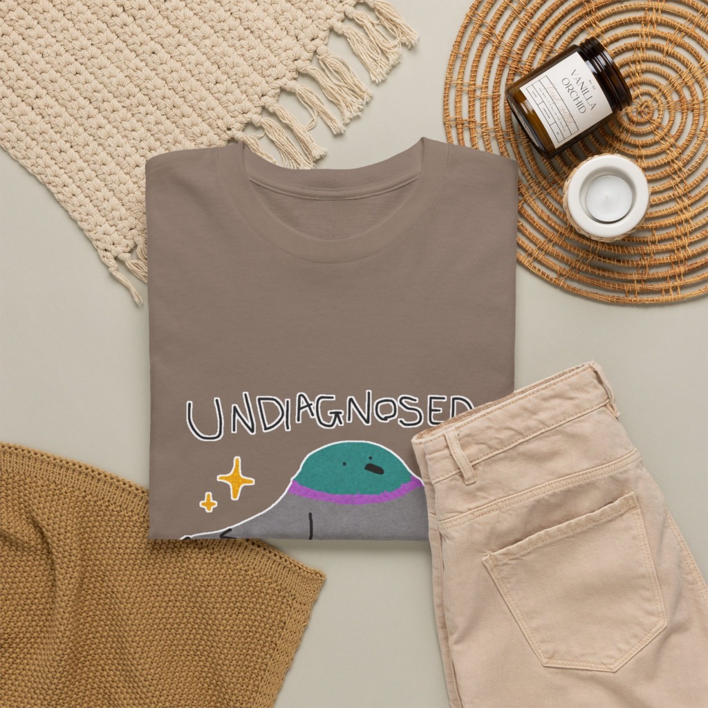 T-Shirt with Pigeon 'Undiagnosed' Graphic